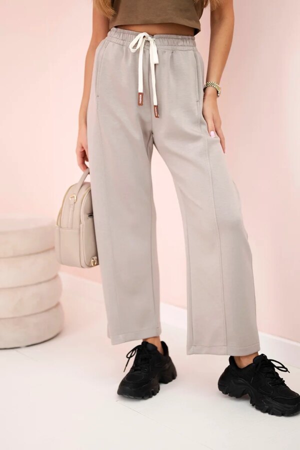 Kesi Włoski Butter trousers tied at the waist dark beige