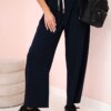 Kesi Włoski Butter trousers tied at the waist navy