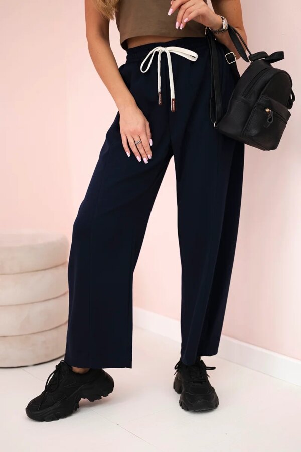 Kesi Włoski Butter trousers tied at the waist navy