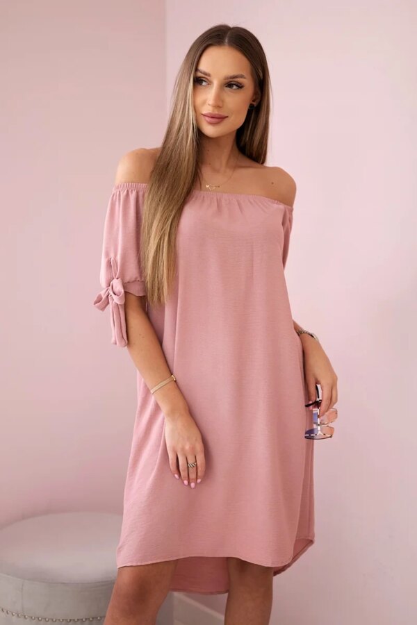 Kesi Włoski Dress tied on the sleeves powdered pink