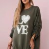 Kesi Włoski Dress with a longer back and print khaki