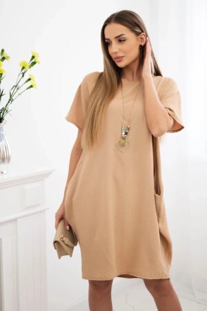 Kesi Włoski Dress with pockets and pendant Camel