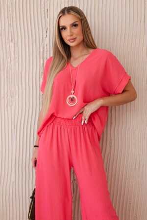 Kesi Włoski Set with necklace blouse + pants neon pink