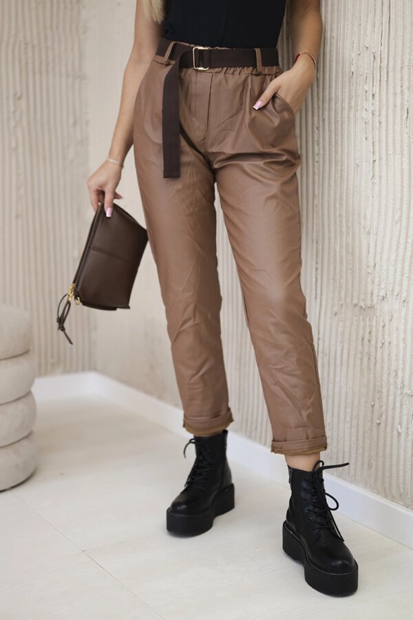 Kesi Włoski Waxed trousers with a belt camel