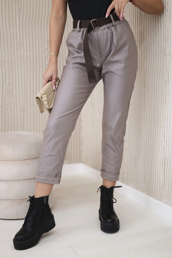 Kesi Włoski Waxed trousers with a belt fango