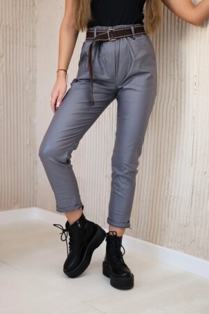Kesi Włoski Waxed trousers with a belt grey