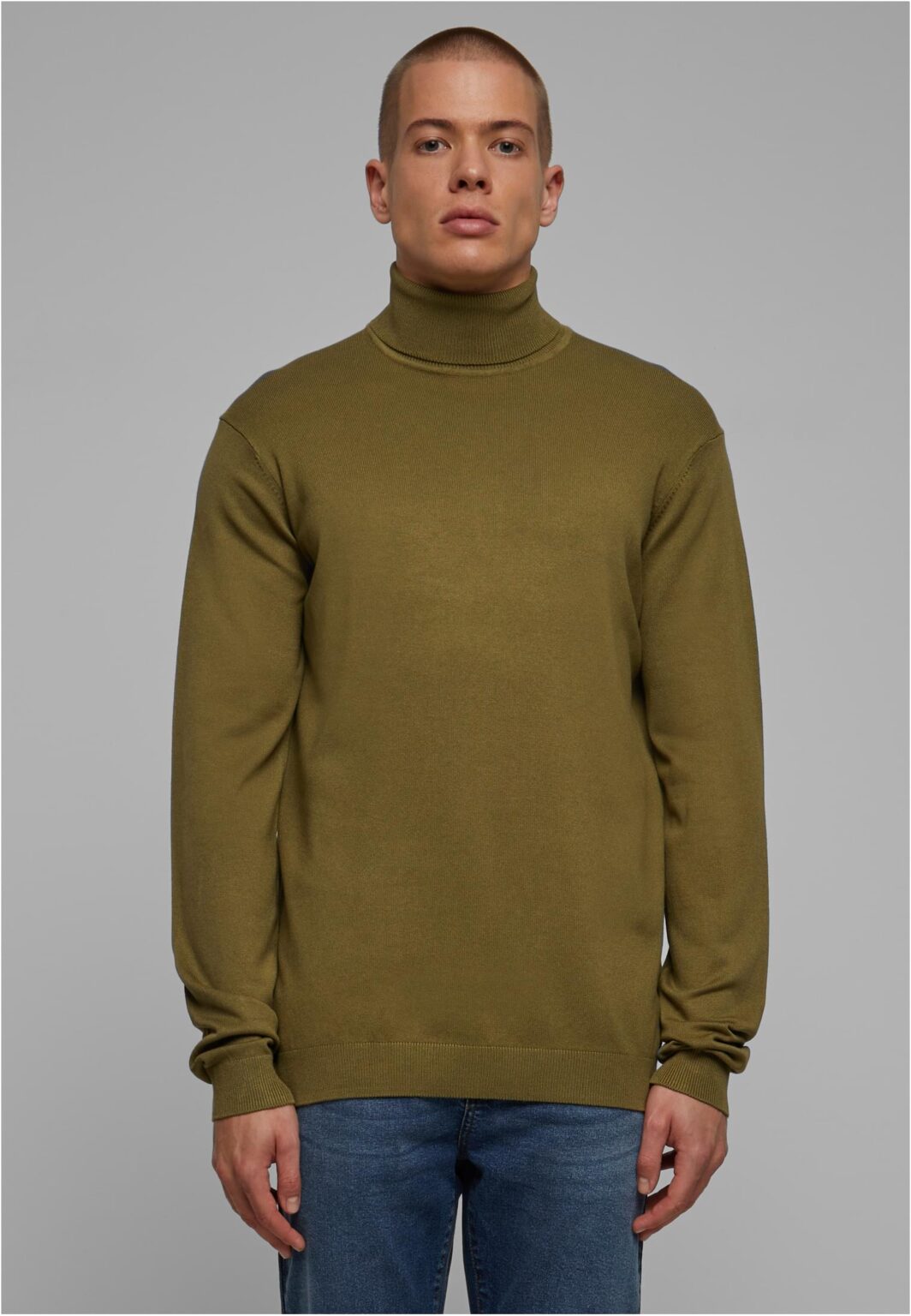 Knitted turtleneck tiniolive