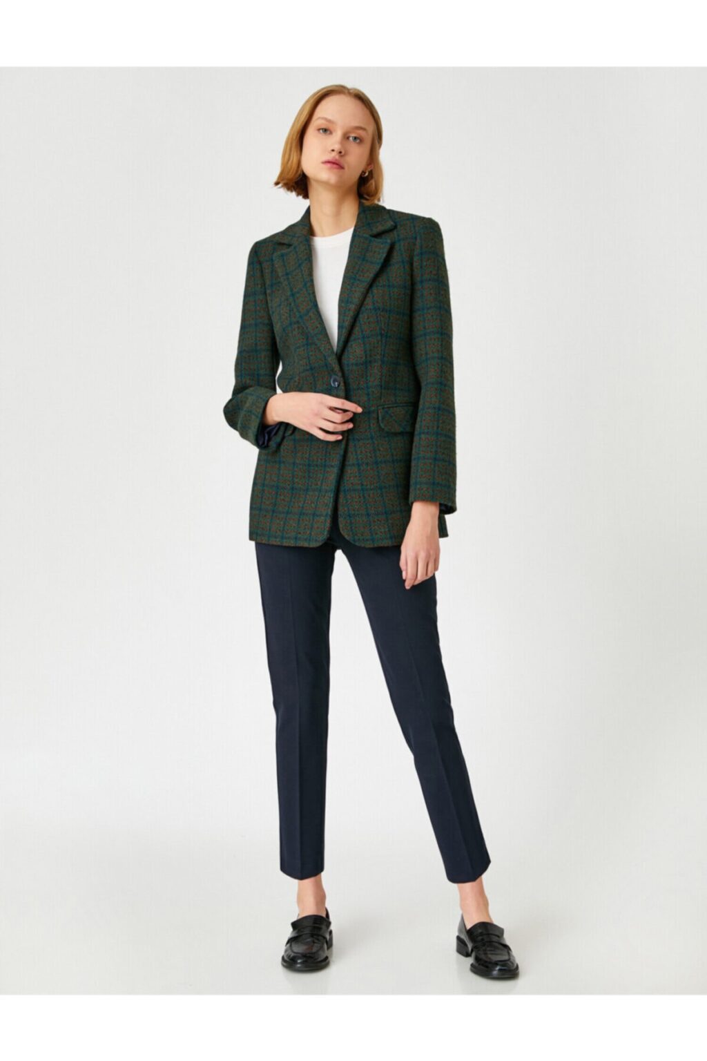 Koton Slim Fit nadrág zsebekkel
