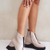 Lacquered wedge ankle boots insulated with D&A beige