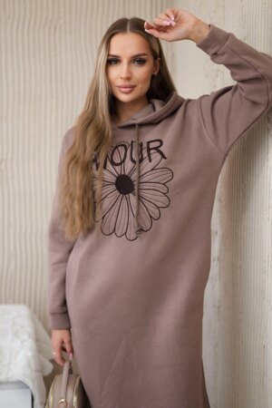 Long insulated dress with mocha embroidery