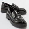 LuviShoes NONTE Women's Black Spreading Loafers