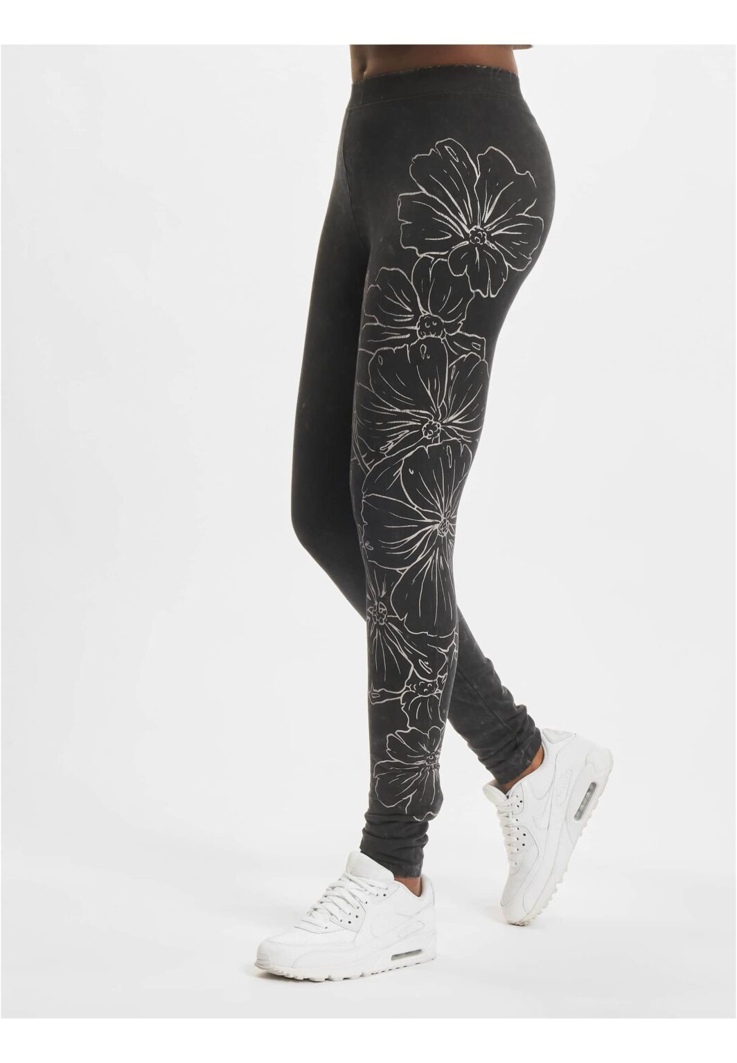 Marble 617_Legíny black