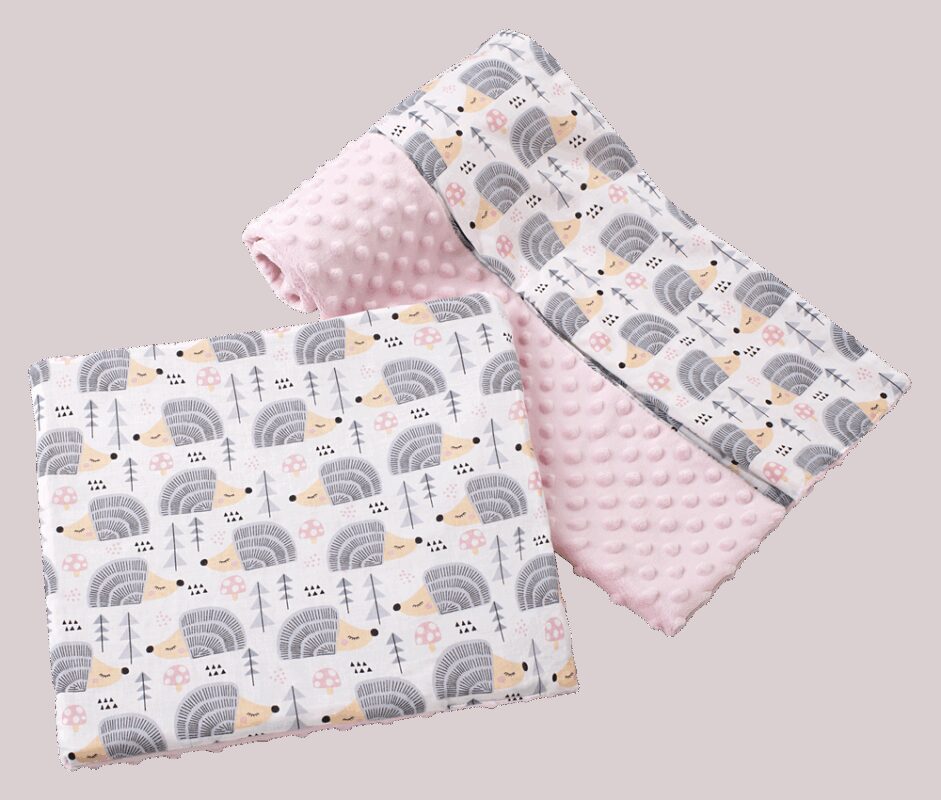 Medi Partners Quilt 75x100 + pillow 35x30 cotton + minky – Gray hedgehogs + light pink minky