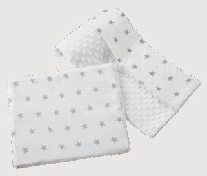 Medi Partners Quilt 75x100 + pillow 35x30 cotton + minky – Gray stars on white + white minky