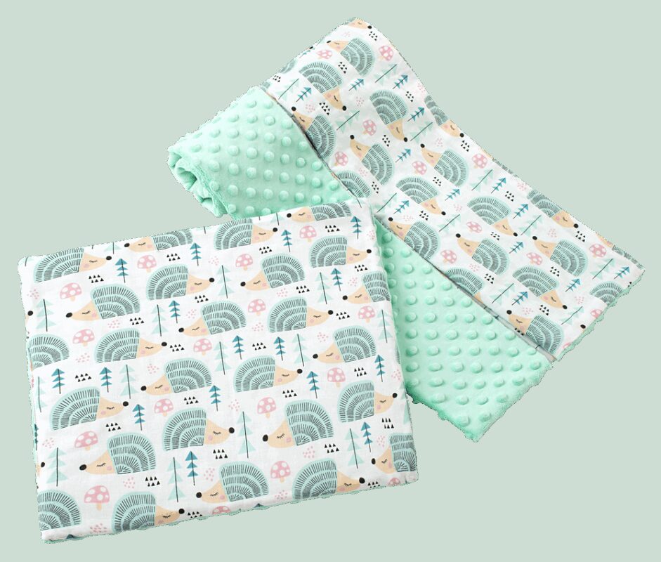 Medi Partners Quilt 75x100 + pillow 35x30 cotton + minky – Mint hedgehogs + minty minky