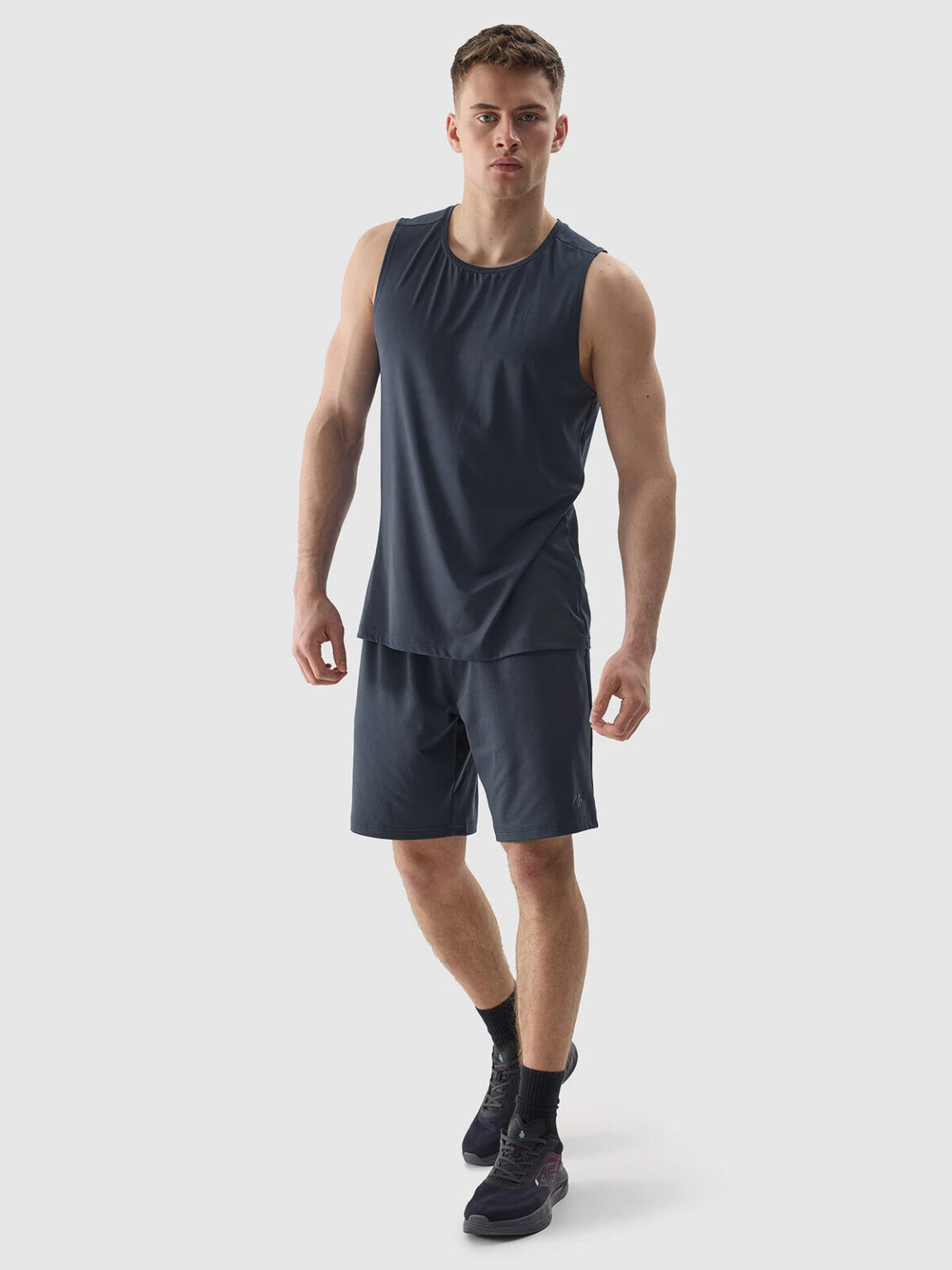 Men's quick-drying sports shorts 4F - denim