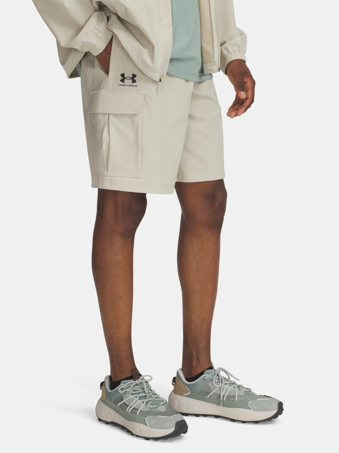 Men's shorts Under Armour UA Vibe Woven Cargo Short - Men's