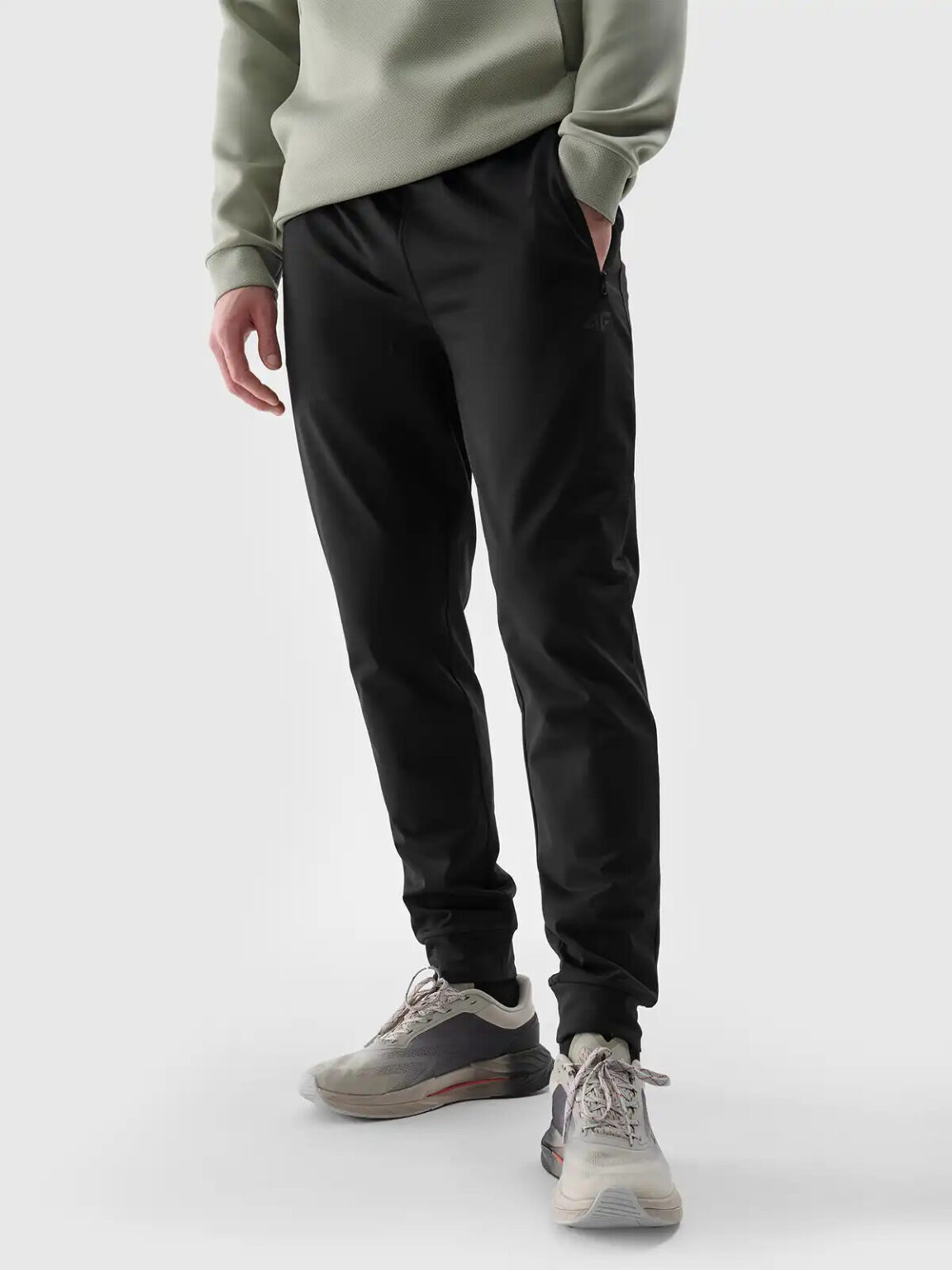 Men's sports pants 4F