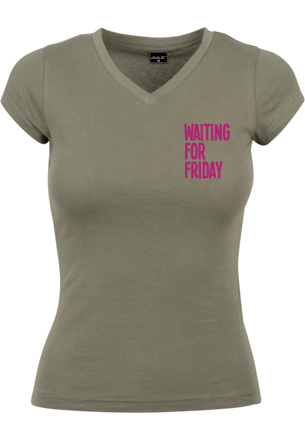 Merchcode Póló 'Waiting For Friday'  khaki / sötét-rózsaszín-Hungary
