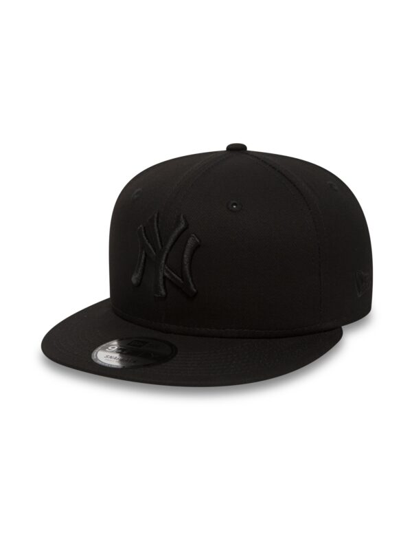NEW ERA Sapkák 'League Essential 9Fifty '  fekete-hu