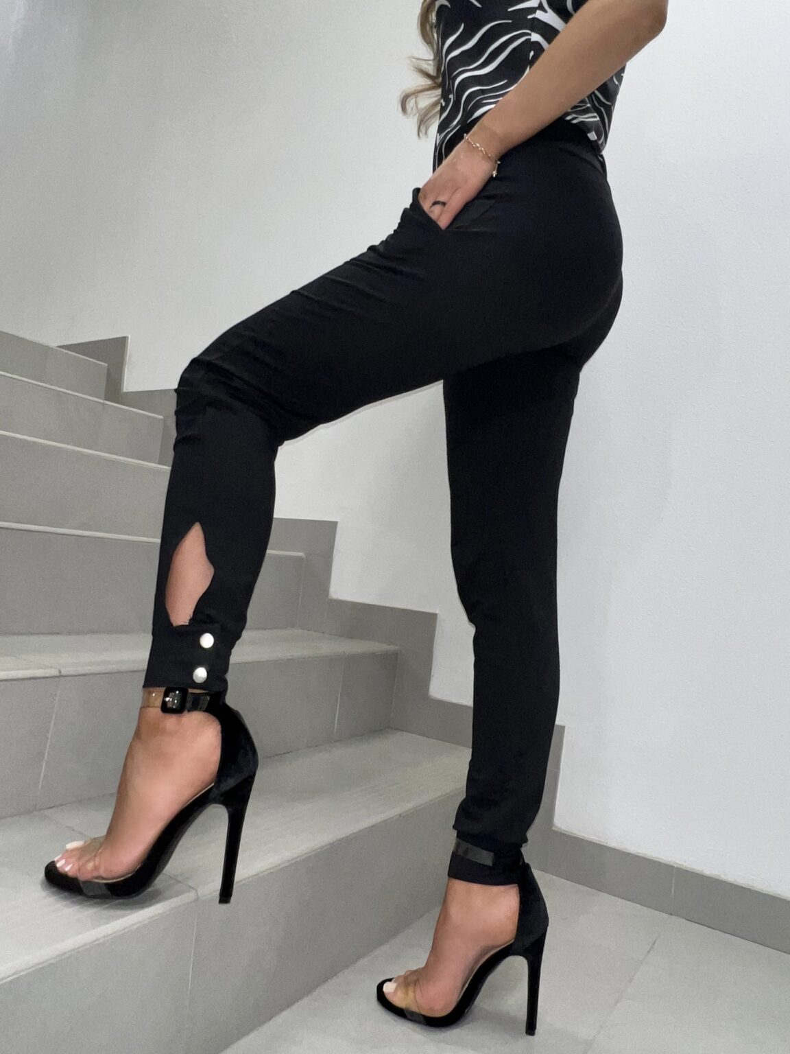 Nadrág fekete És Bella BL-1002.black