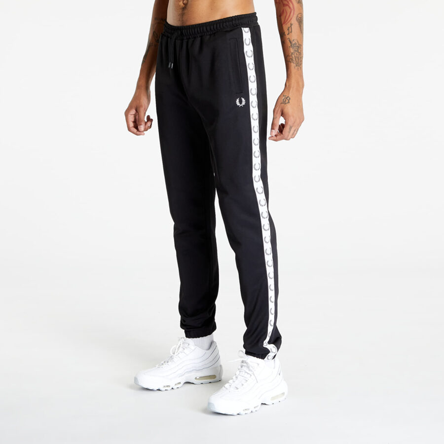 Nadrágok Fred Perry Taped Track Pant Black XL-alacsony-ár