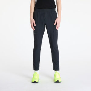 Nadrágok Under Armour Unstoppable Tapered Pants Black/ Pitch Gray S-alacsony-ár