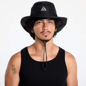 Nike Apex Storm-FIT Bucket Hat Black/ Reflective Silver M-alacsony-ár