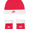 Nike Sportswear Fehérnemű szettek 'NIKE FUTURA HAT/BOOTIE 2PC'  rikító piros / fehér-hu