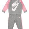 Nike Sportswear Jogging ruhák 'FUTURA'  szürke melír / rózsaszín / fehér-hu