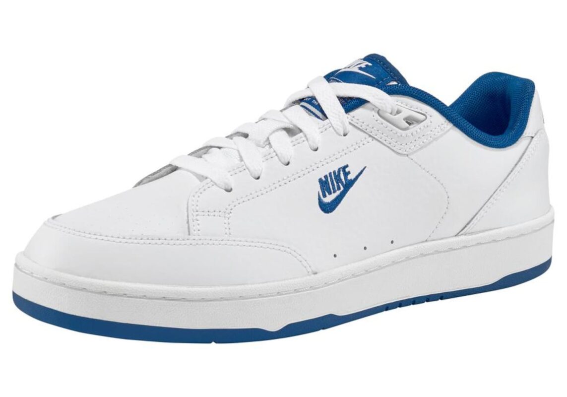 Nike Sportswear Rövid szárú sportcipők 'Grandstand II'  tengerészkék / fehér