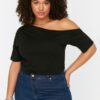 Női blúz Trendyol Low Shoulder
