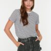 Női póló Trendyol Striped