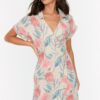 Női ruha Trendyol Floral