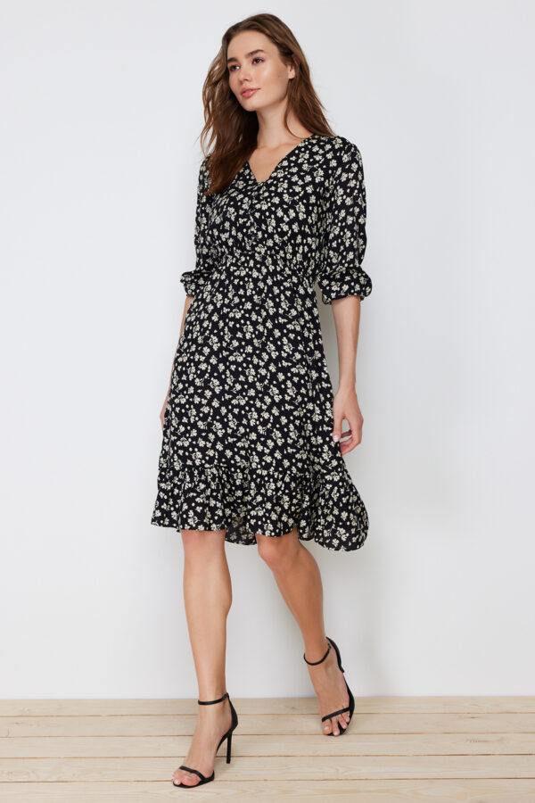 Női ruha Trendyol Floral Patterned