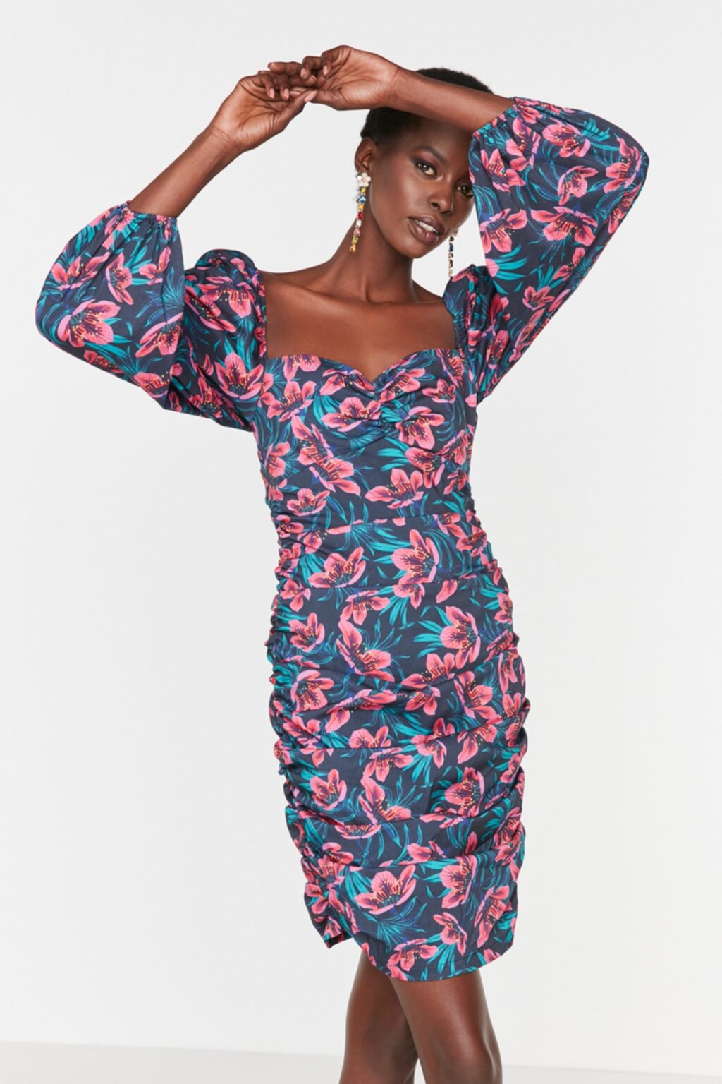 Női ruha Trendyol Multicolor floral
