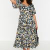 Női ruha Trendyol Plus-size