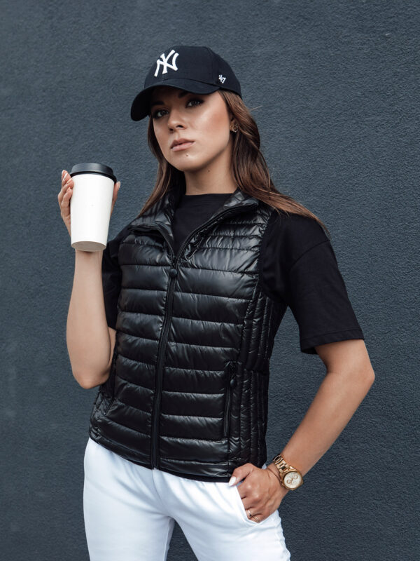 Női steppelt mellény állógallérral STYLISHZ fekete Dstreet