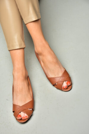 Női szandál Fox Shoes