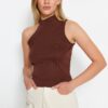 Női top Trendyol Cut-Out Detailed