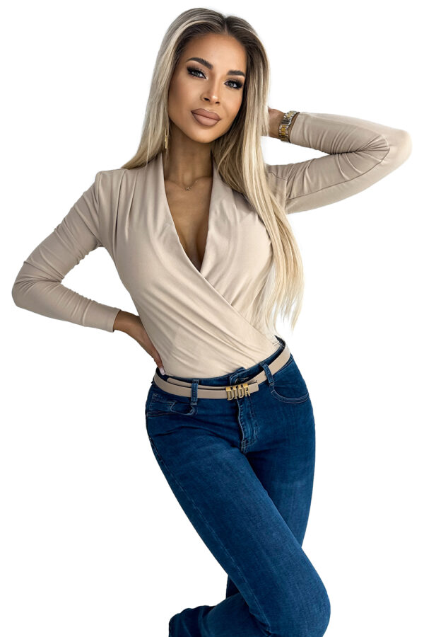Numoco neckline blouse/bodysuit