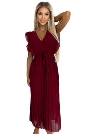 Numoco pleated dress with ruffles