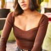Olalook Women's Bitter Brown Kiss Collar Crop Knitwear Blouse