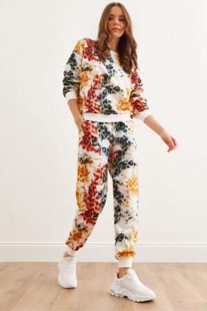 Olalook Women's White Leopard Basic Tracksuit