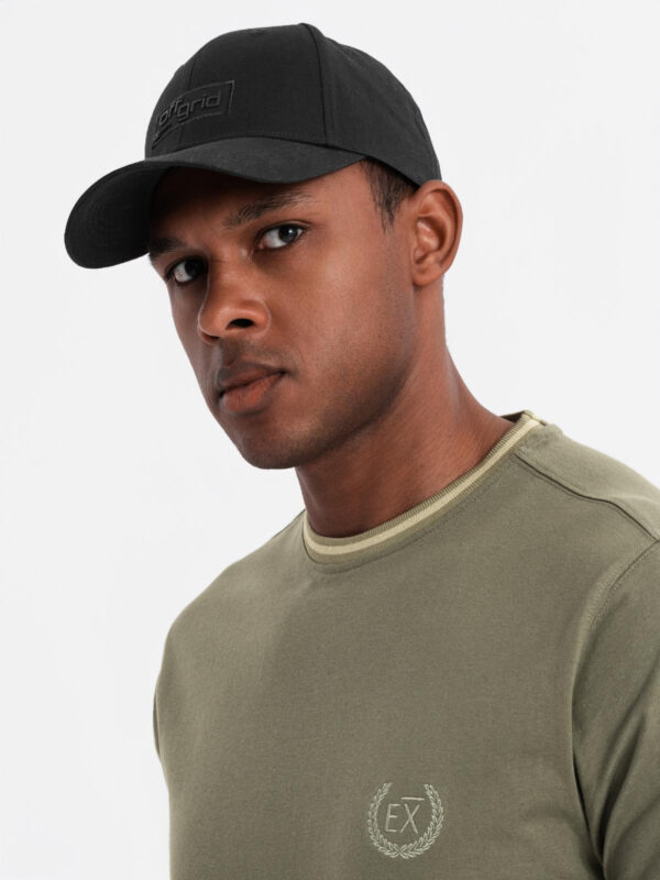 Ombre Men's baseball cap with visor and rectangular patch - black