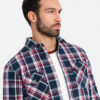 Ombre Men's flannel shirt with buttoned pockets - red and navy blue OM-SHCS