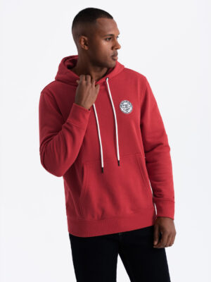 Ombre Men's kangaroo sweatshirt with hood and college style patch - red Ombre Men's kangaroo sweatshirt with hood and college style patch - red