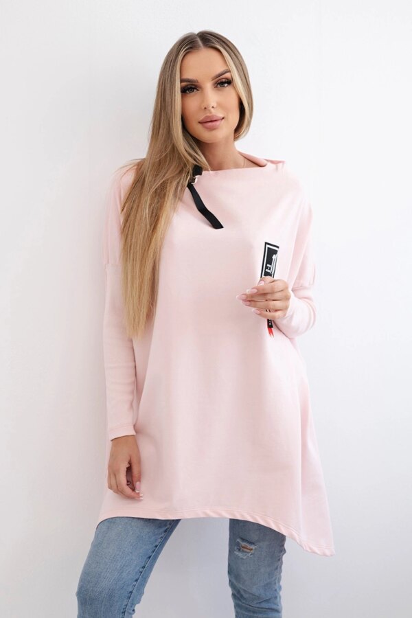 Oversized sweatshirt with asymmetrical sides powder pink