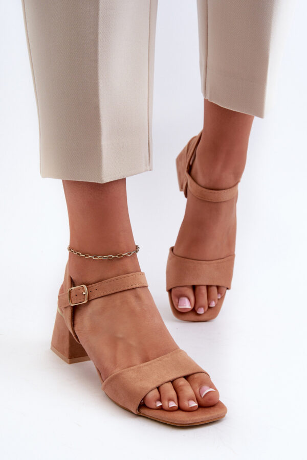 PH2 Női blokksarkú szandál Camel Eco Suede Leisha színben