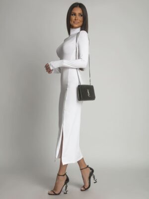 Plain long-sleeved turtleneck dress